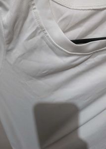 Basic White Cropped T-Shirt