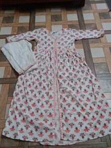 Gown Set With Front Slit