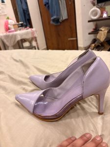 Chic Lavender Pointed Toe Heels
