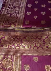 New Exquisite Red &amp; Gold Silk Saree