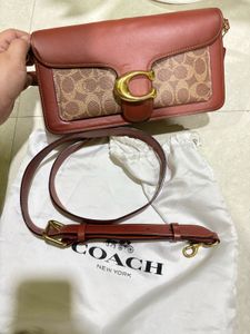 Authentic Coach Tabby 26