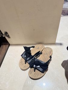 Cute Black Bow Flip Flops