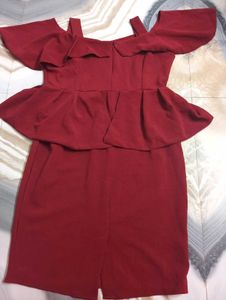 Chic Red Cold Shoulder Peplum Dress
