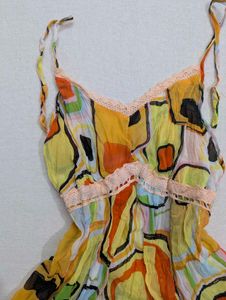 Vintage Y2K Abstract Geo-Print Pelum Top