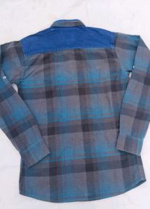 Funky Junky Premium Men Blue Checkered shirt