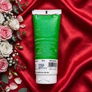 The Derma Co. 5% Nia-Ceramide Daily Hydrating Mois