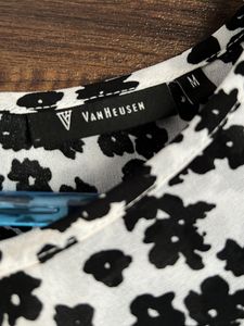 Van Heusen B&amp;W Floral Print Sleeveless Top