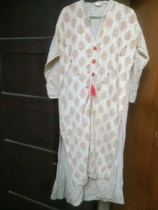 Women's Designer Layered Cotton Kurti – White & Be