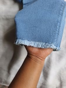 High-Waisted Frayed Hem Jeans