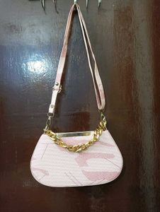 Chic Pink & Gold Chain Shoulder Bag
