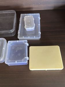 8 Clear Plastic Storage Containers