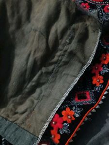 Elegant Red &amp; Black Silk Saree