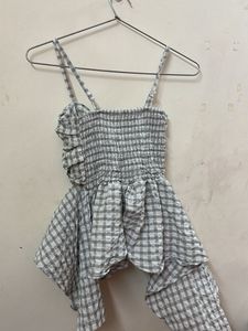 Chic Gingham Twist Front Top