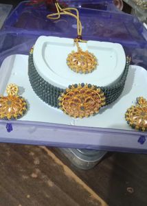 jewellery set