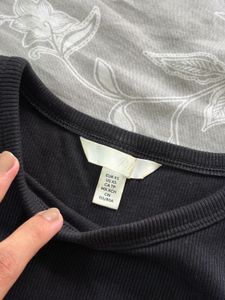 H&amp;M black tank top
