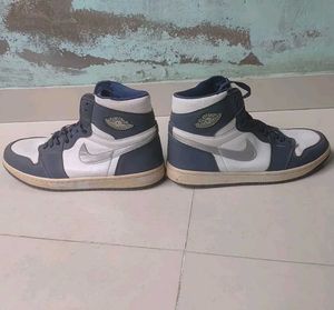 Nike Air Jordan 1 High Top Sneakers