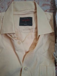 Bundle of 4 Men's Shirts