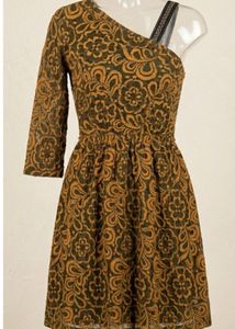 Elegant One-Shoulder Brocade Dress