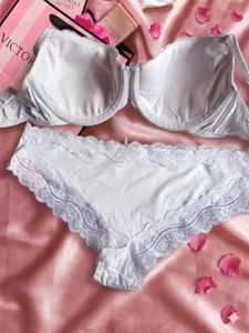 hunkemoler Lace Bra &amp; Panty Set