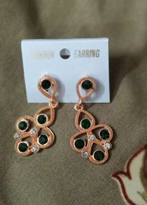 Willanzy Rose Gold Plated Set in green Colour...