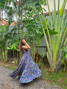 Bohemian Print Backless Maxi Dress