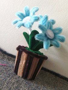 Cute Blue Pipe Cleaner Flower Pot
