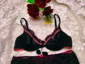 Elegant Black &amp; pinky Lingerie Set