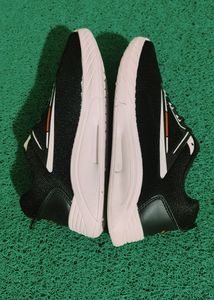Wrong Men's Casual Shoes. Like New . Good Conditio