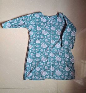 Blue Floral Print Short Kurti | Size M