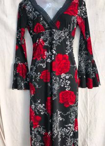 6329. Black Floral Print Bell Sleeve Dress
