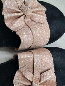 A pair of women sandal