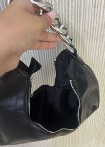 Chic Black Hobo Bag with Chain Strap