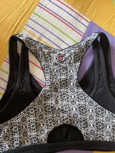 Enamor Stylish Sports Bra