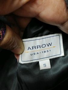 New From Closet|Charcoal|Arrow|W/o Tag