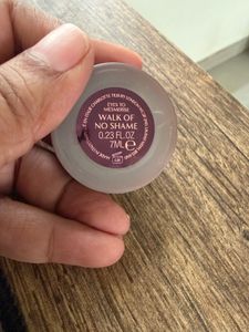 Charlotte Tilbury eyeshadow pot