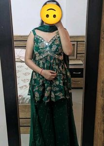Festive Wear Green Floral Kurta Set