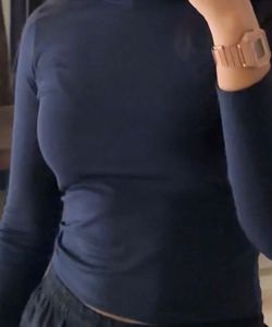 fitted long sleeve top