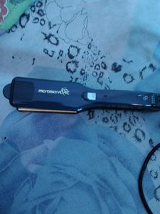 Professional Hair Crimping