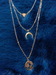 Layered Gold Necklaces