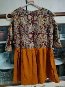 Stylish Cold Shoulder Kurta