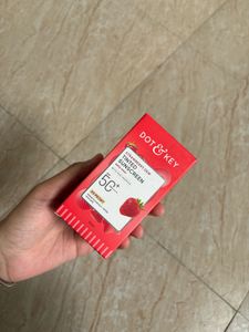 Dot & Key Tinted Sunscreen - 00 PEONY