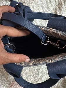 💓clearance sale💓small leather Handbag