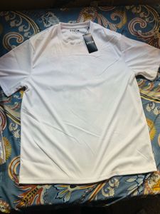 Bundle of 4 Graphic T-Shirts
