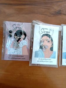 5 Unused Pendents (NEW)