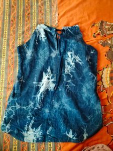 Blue Tie-Dye Sleeveless Top