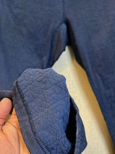 women’s Navy Activewear Capri Pants