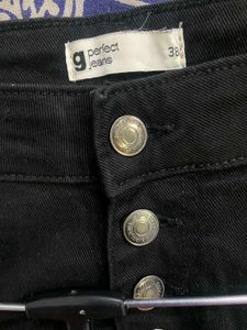 Black Denim Frayed Hem Shorts