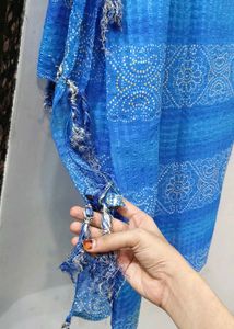 Wear Like Scarf