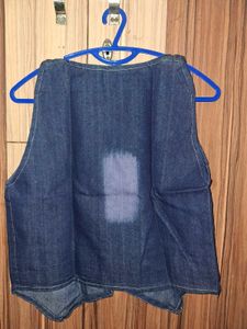 Stylish Denim Vest with Studs