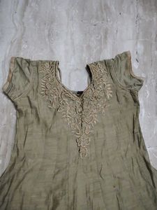 Elegant Olive Green Anarkali Kurta with Intricate